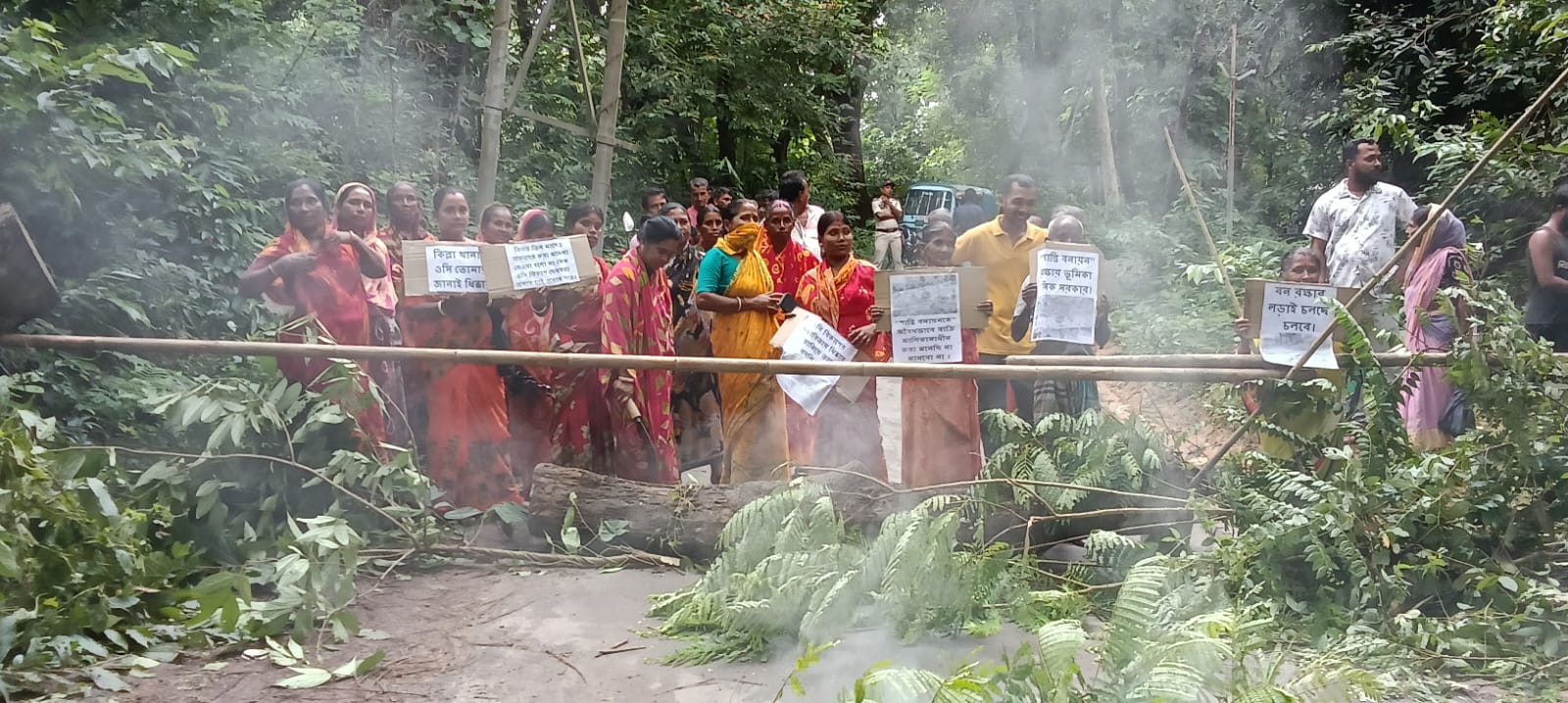 Illegal Encroachment on Forest Land! JFM Members Take to the Streets to Protect the Forest